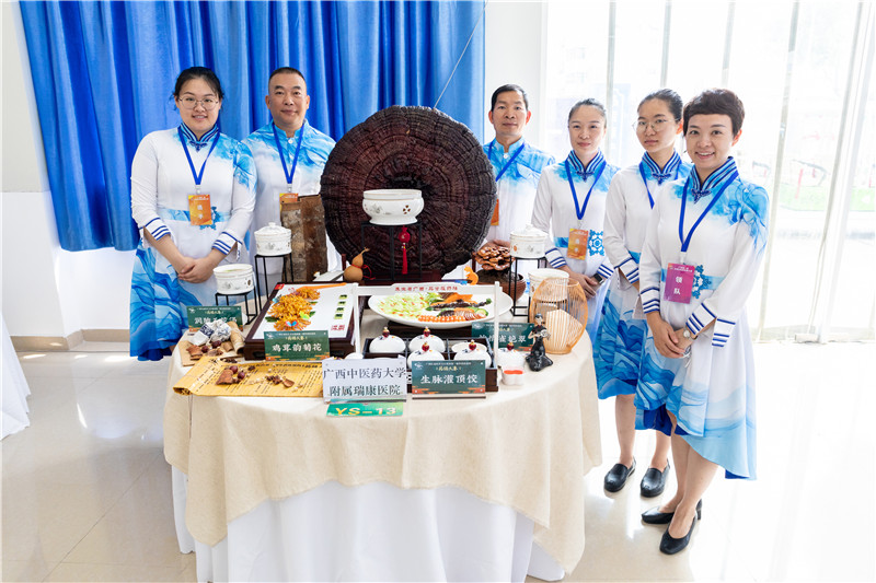 我院参赛的药膳菜品 (2).jpg